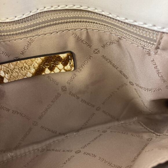 MICHAEL KORS SMALL STRAW AND LEATHER SNAKE PRINT CROSSBODY - Picture 9 of 10